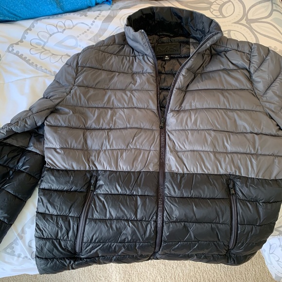 Michael Kors Puffer Jacket - Picture 3 of 8